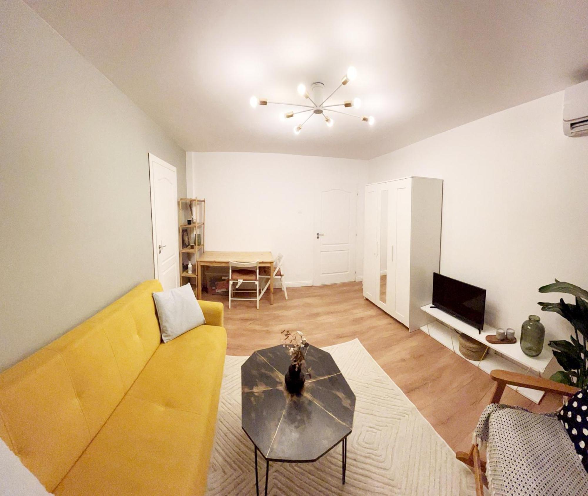 Lola'S Apartament Close To City Center Букурещ Екстериор снимка